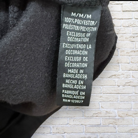 NWT Saints Studio Black Men's Hoodie Sweatshirt Size Medium - Picture 4 of 5